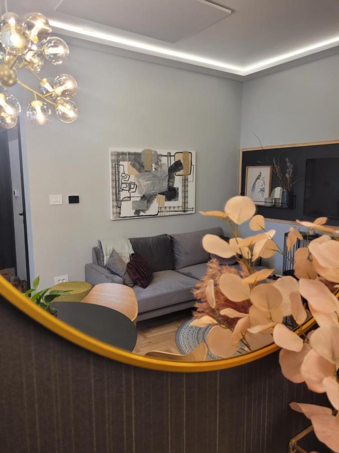 Secret Garden Apartment Загреб Екстериор снимка