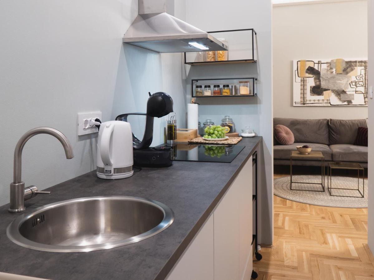 Secret Garden Apartment Загреб Екстериор снимка
